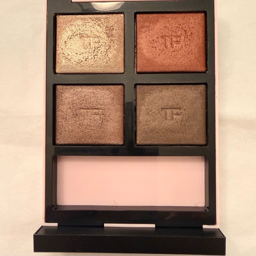 Used TOM FORD EYE QUAD Color: 03 BODY HEAT Limited Edition: Rose Prick Pink Case - Picture 2 of 5